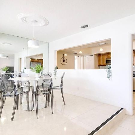 Modern Spacious 5-Bedroom Home With Pool Hollywood Dış mekan fotoğraf